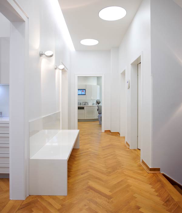 Stövesand - Modernisierung und Umbau einer Zahnarztpraxis im Erdgeschoss eines denkmalgeschützten Mehrfamilienhauses