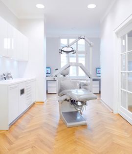 Stövesand - Modernisierung und Umbau einer Zahnarztpraxis im Erdgeschoss eines denkmalgeschützten Mehrfamilienhauses